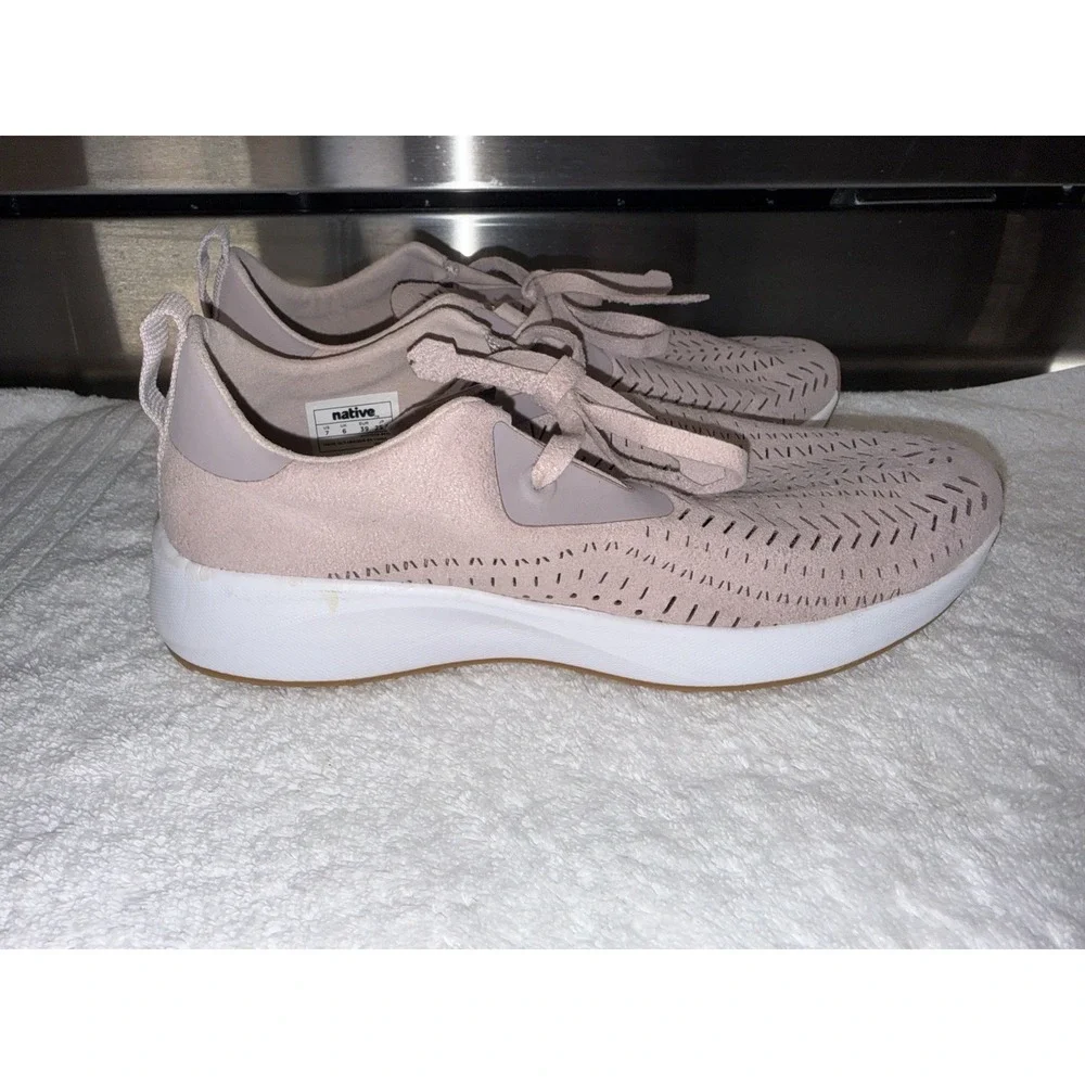 Native Pink Apollo Perforated Sneakers Women's Size 7 EUC - Picture 3 of 9